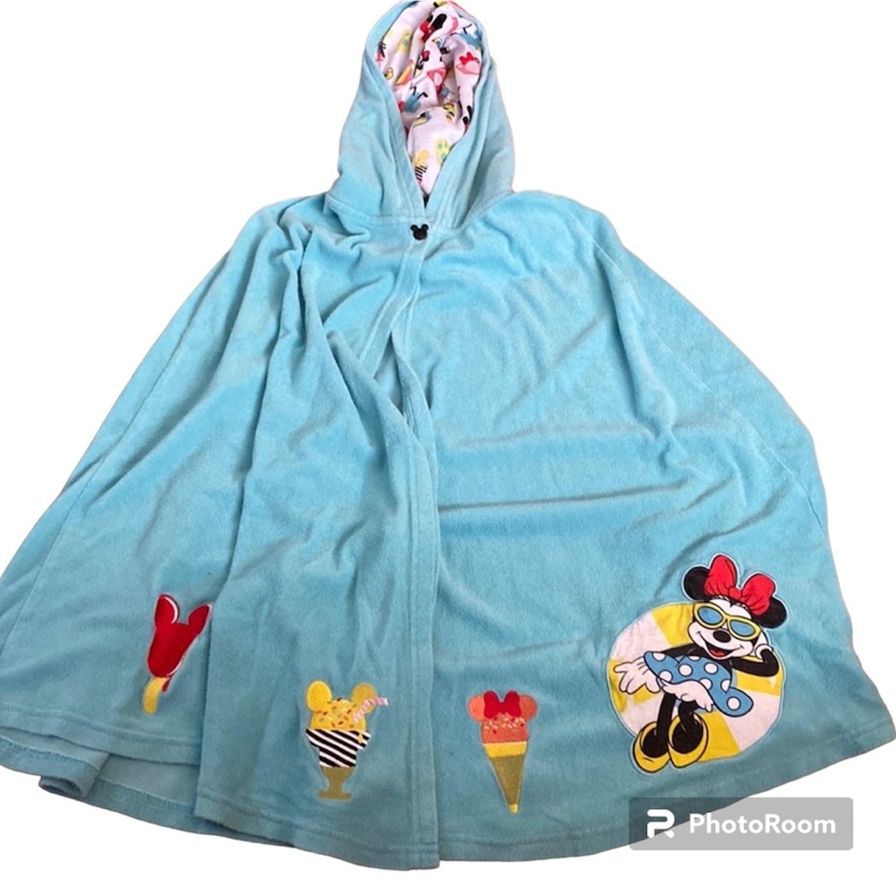 Disney snack Minnie Mouse pool terry cloth beach cover up Beach theme Cape